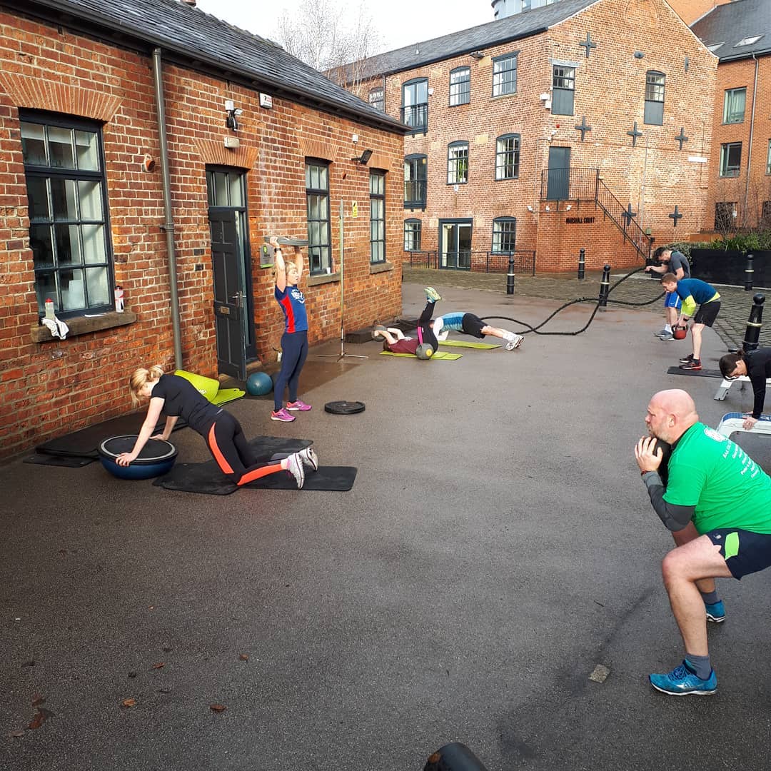 Awesome lunchtime workout from the Marshall Court Massive today! #workout #lunchtimeworkout #fitnessclass #exerciseclass #outdoorworkout #fitness #hiit #battlerope #tyreflip #strength #circuittraining