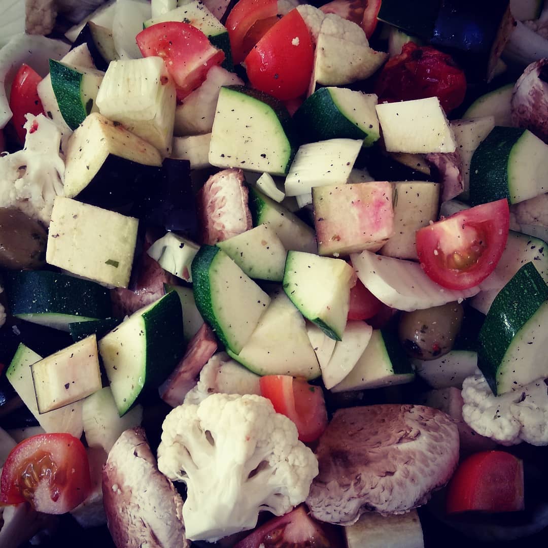 Just prepping my evening meal #ratatouille #roastedveggies #food #foodprep #alltheveggies #hungrynow #veganlife